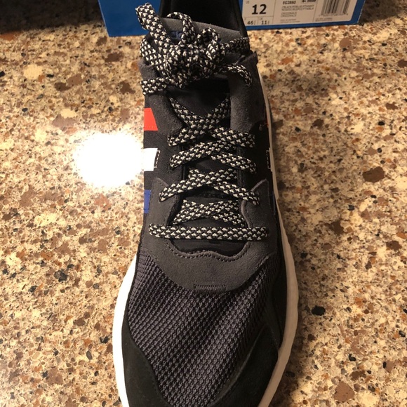 Adidas Nite Jogger tennis shoes - Picture 3 of 4